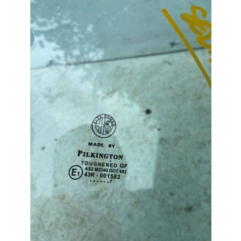 SZYBA DRZWI PRZEDNICH TYŁ STRONA PRAWA ALFA ROMEO 159 43R001582