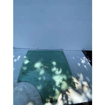 SZYBA DRZWI TYLNYCH TYŁ STRONA PRAWA RENAULT MEGANE II 43R000464