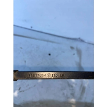 RAMIĘ WYCIERACZKI PRZEDNIEJ SZYBY PRZÓD STRONA LEWA FIAT STILO 46814354
