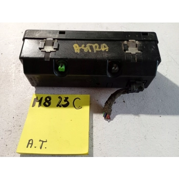WYŚWIETLACZ PRZÓD OPEL ASTRA G 90478319 GENUINE