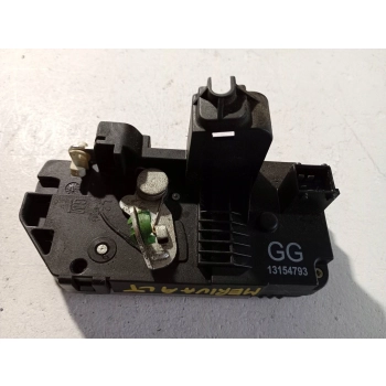 ZAMEK DRZWI TYLNYCH TYŁ STRONA LEWA OPEL MERIVA A 13154793 GENUINE