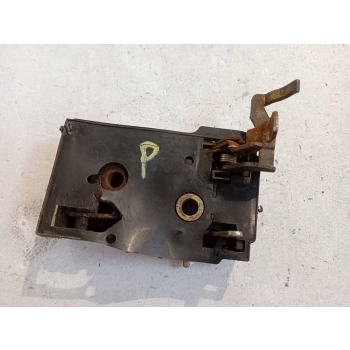 PRZEDNICH PRZÓD STRONA PRAWA VOLKSWAGEN PASSAT B3 357837016G GENUINE
