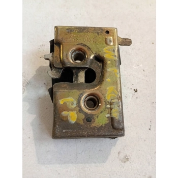 PRZEDNICH PRZÓD STRONA PRAWA VOLKSWAGEN PASSAT B3 357837016G GENUINE