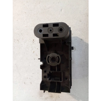 WŁĄCZNIK ŚWIATEŁ PRZÓD OPEL MERIVA A 93394755 GENUINE