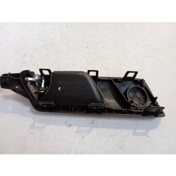 KLAMKA WEWNĘTRZNA TYLNA TYŁ STRONA LEWA VOLKSWAGEN PASSAT B6 3C4839113
