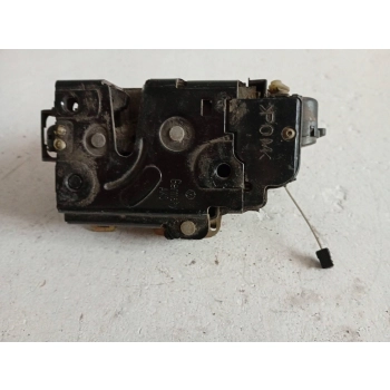 ZAMEK DRZWI PRZEDNICH PRZÓD STRONA PRAWA VOLKSWAGEN LUPO 56565
