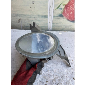 LAMPA PRZECIWMGIELNA PRZEDNIA PRZÓD STRONA LEWA OPEL TIGRA A 90481363