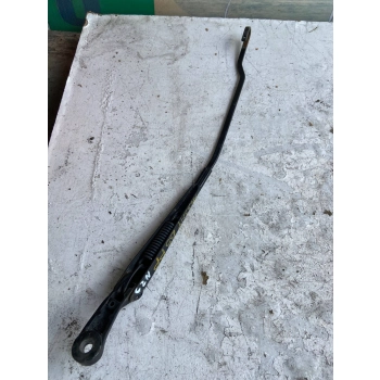 RAMIĘ WYCIERACZKI PRZEDNIEJ SZYBY STRONA PRAWA VW PASSAT B5 3B1955410