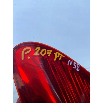 LAMPA TYLNA TYŁ STRONA PRAWA PEUGEOT 207