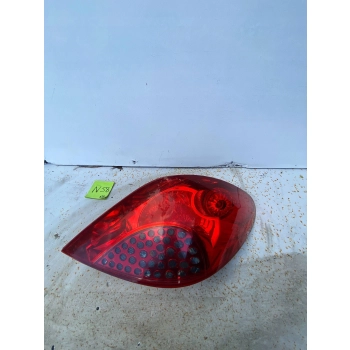 LAMPA TYLNA TYŁ STRONA PRAWA PEUGEOT 207