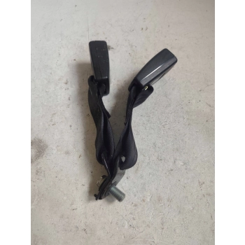 KLAMRA PASA TYLNEGO TYŁ STRONA PRAWA MAZDA 3 I 382947892 GENUINE