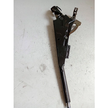 DŹWIGNIA HAMULCA RĘCZNEGO ŚRODEK AUDI A4 S4 B5 8D 8D0711303