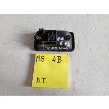 KLAMKA WEWNĘTRZNA PRZÓD STRONA PRAWA MAZDA 323 264545445