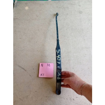 RAMIĘ WYCIERACZKI SZYBY PRZÓD STRONA PRAWA VOLVO S40, V40 123332 GENUINE