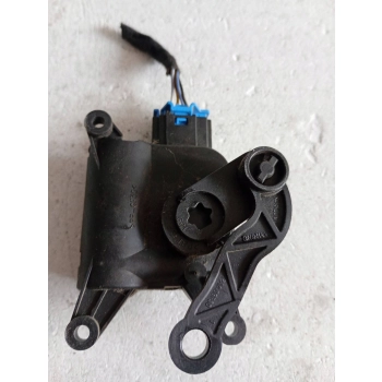 silniczek sterujący klapami nawiewu AUDI A3 S3 8P 1K0907511B