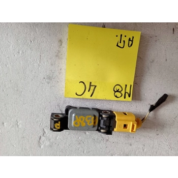 CZUJNIK ZDERZENIOWY (AIRBAG) PRAWA STRONA AUDI A3 S3 8P 4B0959643C
