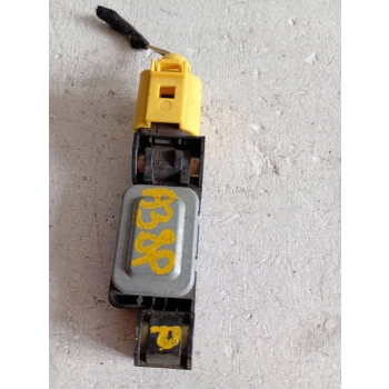 CZUJNIK ZDERZENIOWY (AIRBAG) PRAWA STRONA AUDI A3 S3 8P 4B0959643C