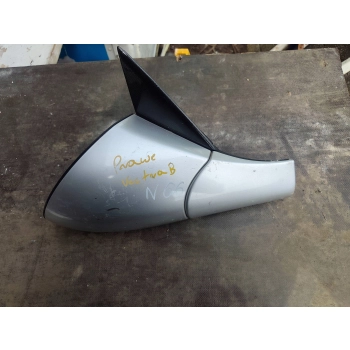 ELEKTRYCZNE LUSTERKO BOCZNE PRAWA STRONA OPEL VECTRA B 832477 GENUINE
