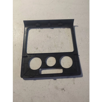 RAMKA KONSOLI ŚRODKOWEJ VOLKSWAGEN GOLF IV 1J0858069 GENUINE
