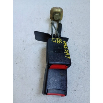KLAMRA PASA TYLNEGO TYŁ STRONA LEWA VOLKSWAGEN PASSAT B5 3C0857488