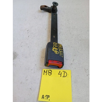 KLAMRA PASA PRZEDNIEGO PRZÓD STRONA LEWA VOLKSWAGEN PASSAT B5 3B0857711