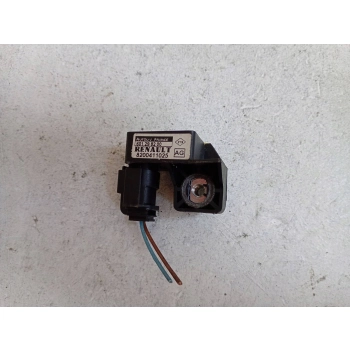 CZUJNIK ZDERZENIOWY (AIRBAG) LEWA STRONA RENAULT SCENIC II 8200411025