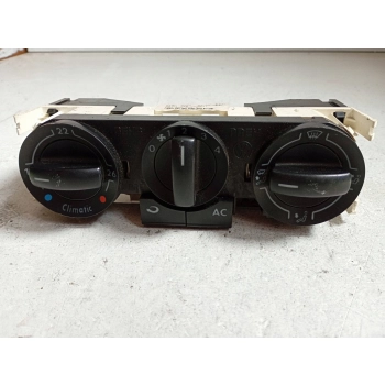 PANEL KLIMATYZACJI ŚRODEK VOLKSWAGEN POLO IV 9N3 6Q0820045G