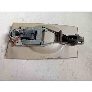 KLAMKA ZEWNĘTRZNA TYLNA TYŁ STRONA LEWA VOLKSWAGEN PASSAT B5 5689856