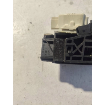KLAMKA KLAPY BAGAŻNIKA TYŁ AUDI A6 S6 C5 4B 8D9827565H GENUINE