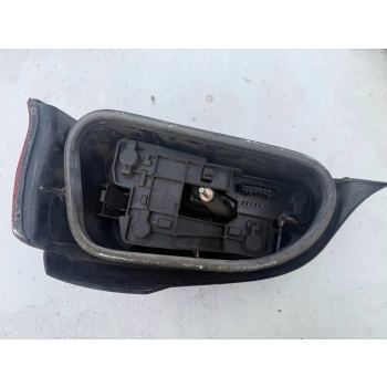 LAMPA TYLNA TYŁ STRONA PRAWA CITROEN SAXO GENUINE