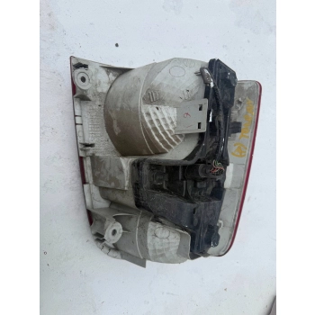 LAMPA TYLNA TYŁ STRONA PRAWA VOLKSWAGEN TOURAN I GENUINE