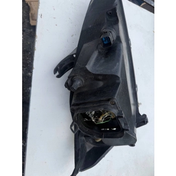 LAMPA TYLNA PRZÓD STRONA PRAWA FORD FOCUS GENUINE