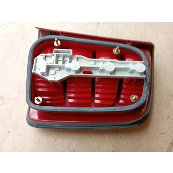 LAMPA TYLNA TYŁ STRONA LEWA SKODA FABIA MK1 (6Y) 6Y9945111 GENUINE