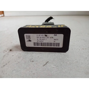 CZUJNIK PRZYSPIESZENIA ESP ŚRODEK OPEL ASTRA H 13257072 GENUINE