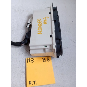 OBUDOWA TERMOSTATU ŚRODEK FORD MONDEO MK III 123363 GENUINE