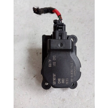SILNICZEK KLAP NAWIEWU ŚRODEK FORD MONDEO MK III 1S7H19E616AA GENUINE