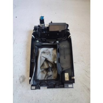 PANEL KONSOLI ŚRODKOWEJ MAZDA 6 3894782 GENUINE