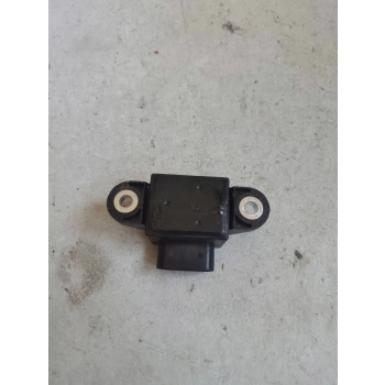 CZUJNIK ZDERZENIOWY (AIRBAG) ŚRODEK MAZDA 6 GP9F67711 GENUINE