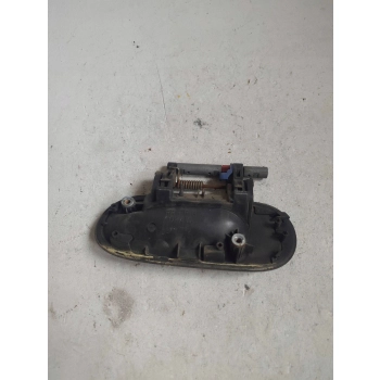 ZEWNĘTRZNA KLAMKA DRZWI PRZEDNICH STRONA PRAWA NISSAN ALMERA N16 8465132