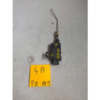 ZAMEK KLAPKI WLEWU PALIWA TYŁ NISSAN ALMERA N16 97610BN600 GENUINE