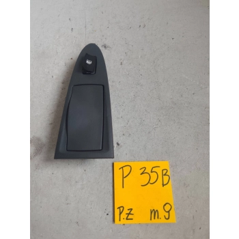 PRZEŁĄCZNIK SZYB Z RAMKĄ MONTAŻOWĄ TYŁ STRONA PRAWA FIAT CROMA 8234782