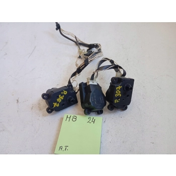 SILNICZEK KLAP NAWIEWU PEUGEOT 307 1212123 GENUINE