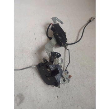 ZAMEK DRZWI TYLNYCH TYŁ STRONA PRAWA SUZUKI BALENO EG 2394792 GENUINE