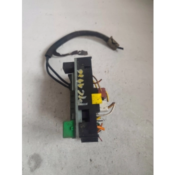 SKRZYNKA BEZPIECZNIKÓW CITROEN XSARA PICASSO 2847287 GENUINE