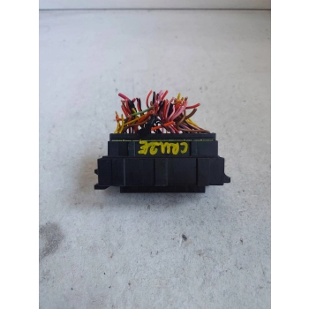 SKRZYNKA BEZPIECZNIKÓW CHEVROLET CRUZE 374728 GENUINE