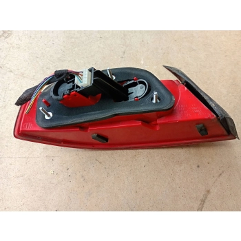 LAMPA TYLNA TYŁ STRONA PRAWA ALFA ROMEO 159 50504818 GENUINE