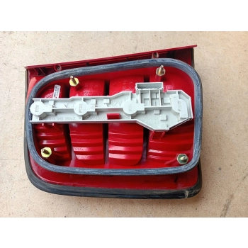 WKŁAD LAMPY TYLNEJ TYŁ STRONA PRAWA SKODA FABIA MK1 (6Y) 6Y9945258 GENUINE