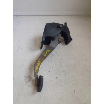 PEDAŁ SPRZĘGŁA ŚRODEK CHEVROLET CRUZE 387642 GENUINE