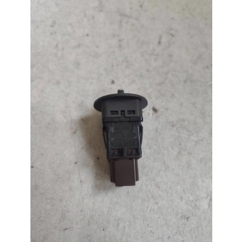 WYŁĄCZNIK PODUSZKI PASAŻERA ŚRODEK RENAULT MEGANE II 8946513 GENUINE