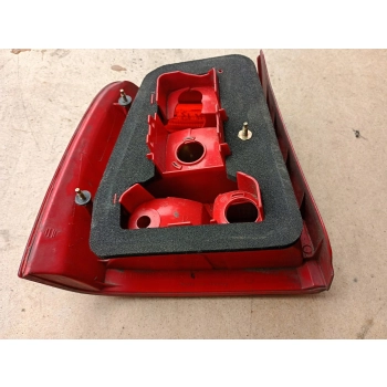 LAMPA TYLNA TYŁ STRONA LEWA VOLKSWAGEN PASSAT B5